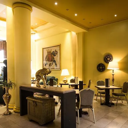 Hotel Majestic City Center-3